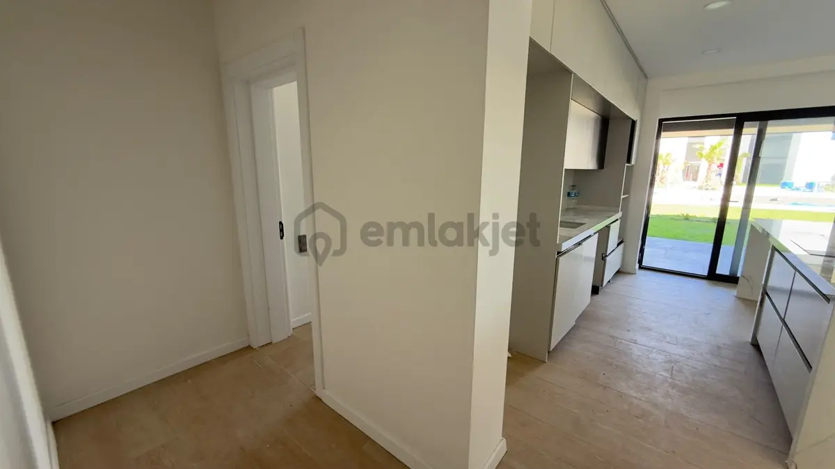 Remax Rahşan Çam'dan | Park 22 Projesinde Bahçeli Lüx Daire - 13