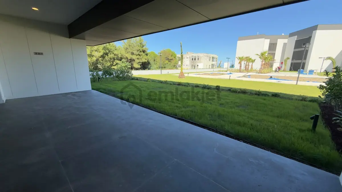 Remax Rahşan Çam'dan | Park 22 Projesinde Bahçeli Lüx Daire - 27