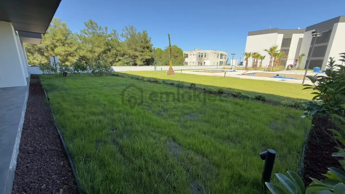 Remax Rahşan Çam'dan | Park 22 Projesinde Bahçeli Lüx Daire - 26