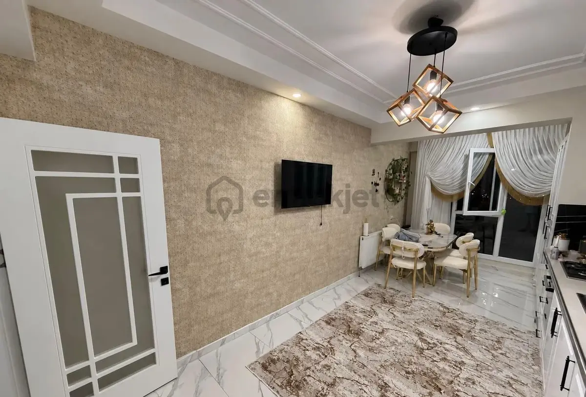 Aram Tigran Caddesinde Acill Satılık 3+1 Full Bakımlı Daire - 5