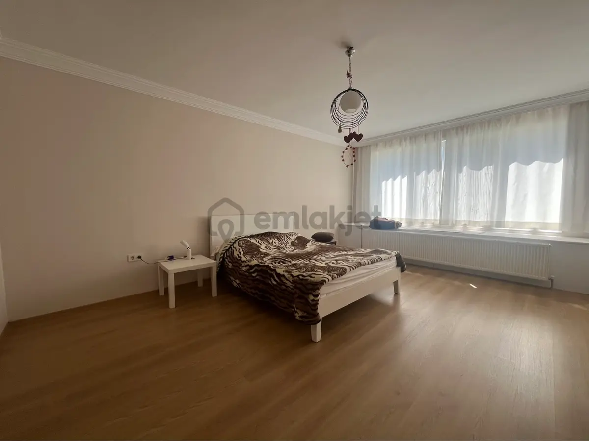Cb Vizyon’dan Bahçekent Sitesinde Geniş Villa - 32