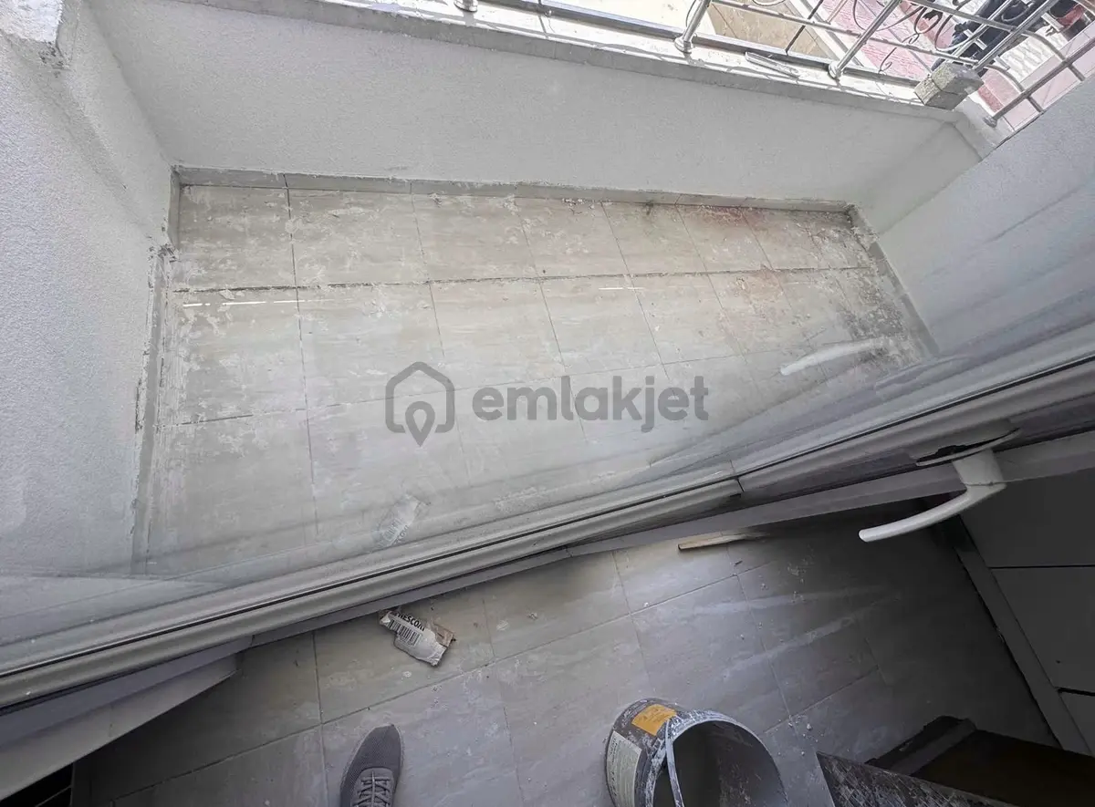 Derman'dan Cadde Üzerinde 3+1 Altı Daire Ön Cephe - 14