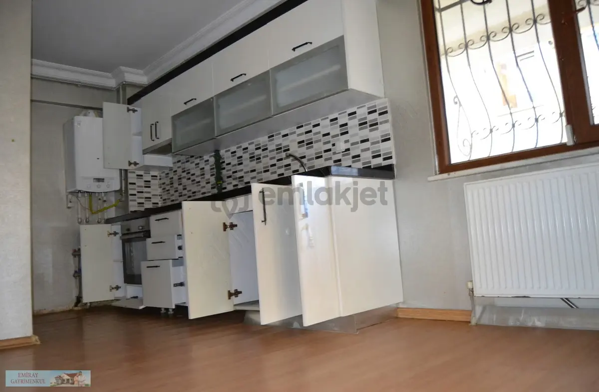 Emiray Dan Bir Haftaya Özel Satılık 2+2 Ters Dubleks Daire - 32