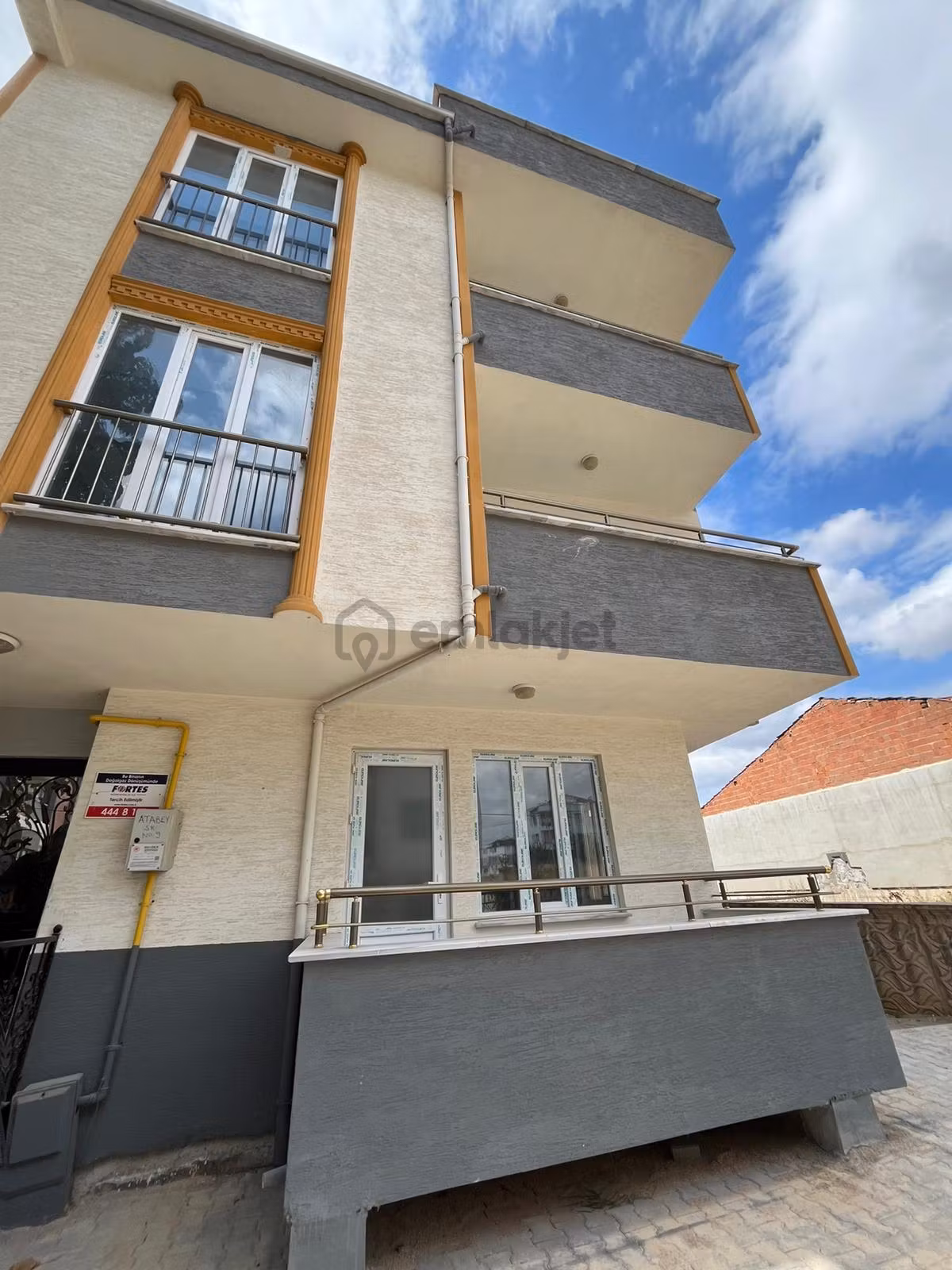 Akhisar'da 270 M² Arsada Sıfır 3 Daire 3 Ayrı Tapu - 26