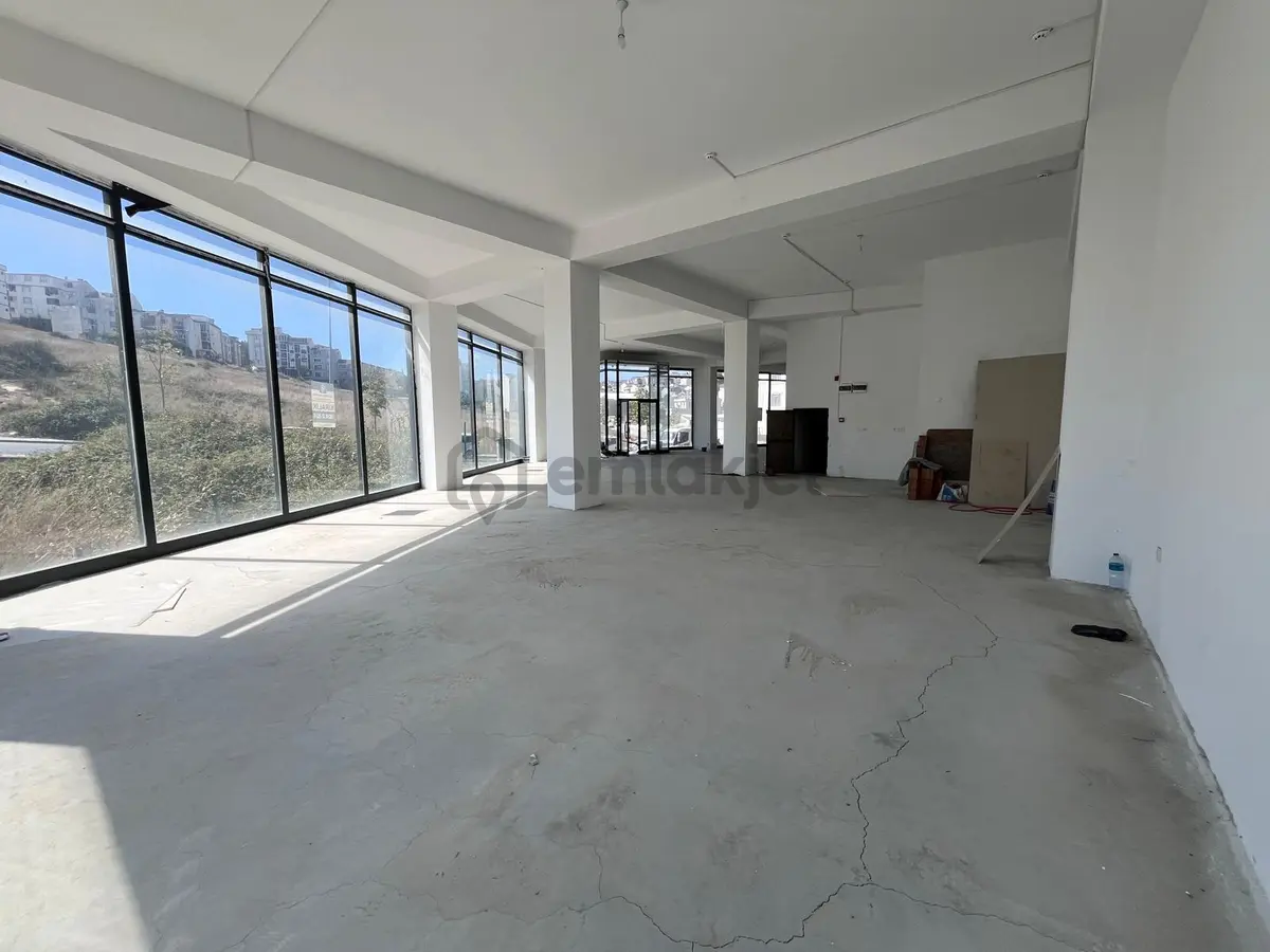 1.500 M² Kapalı Alanlı İskanlı Ve Ruhsatlı Fabrika - 4