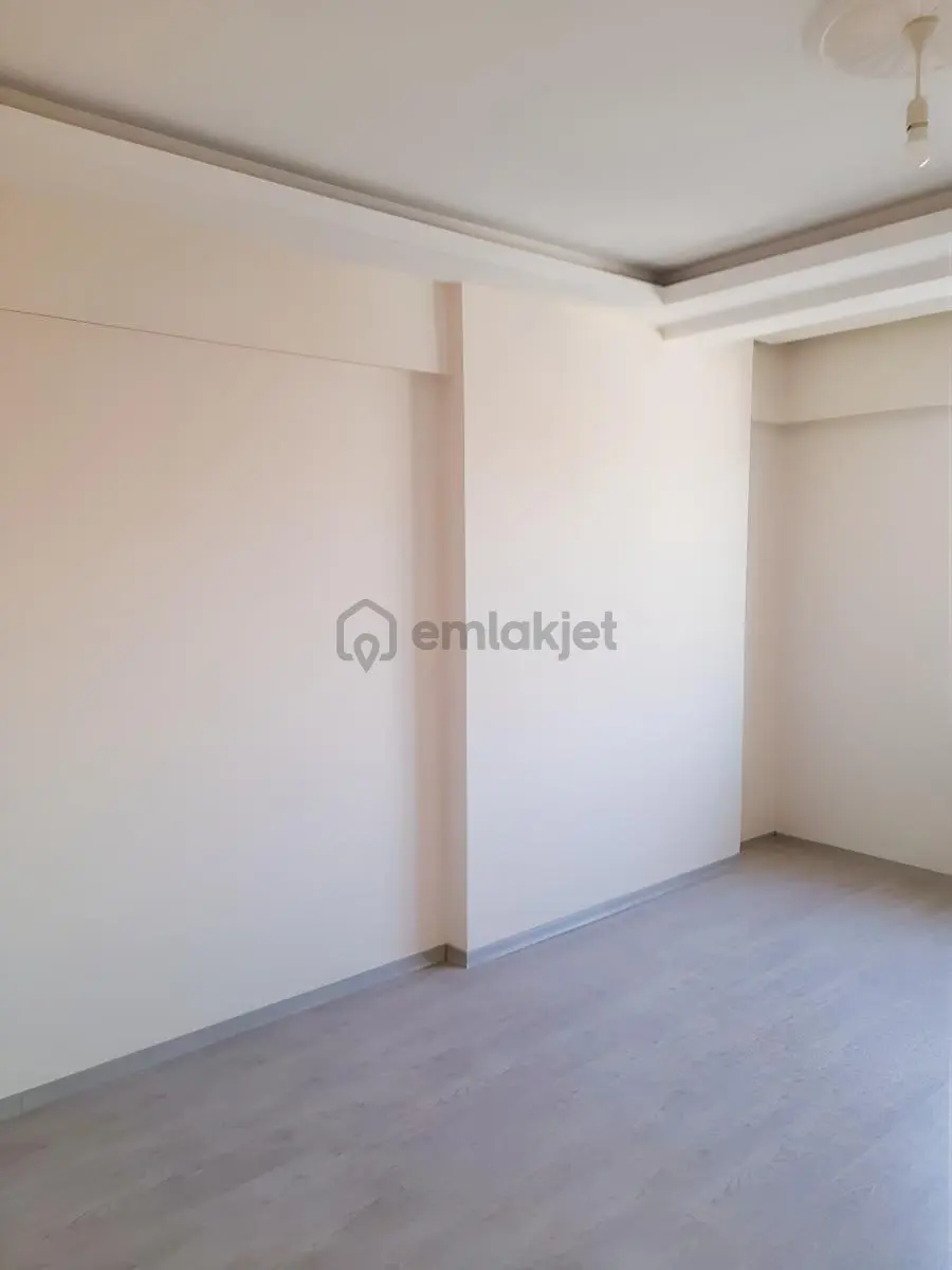 Fırat Büfe Yanında Kiralık 3+1 Daire - 12