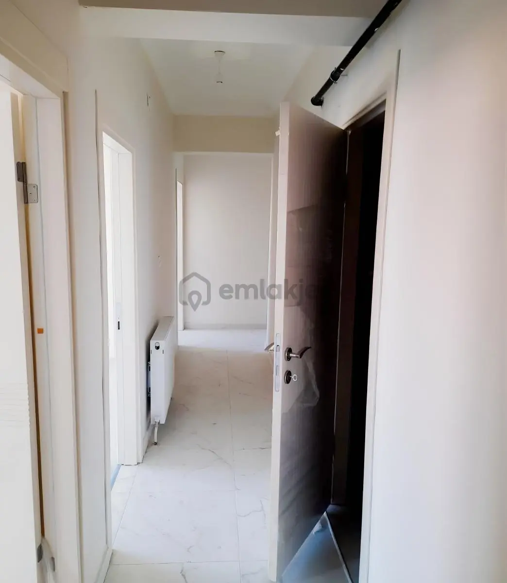 Fırat Büfe Yanında Kiralık 3+1 Daire - 4