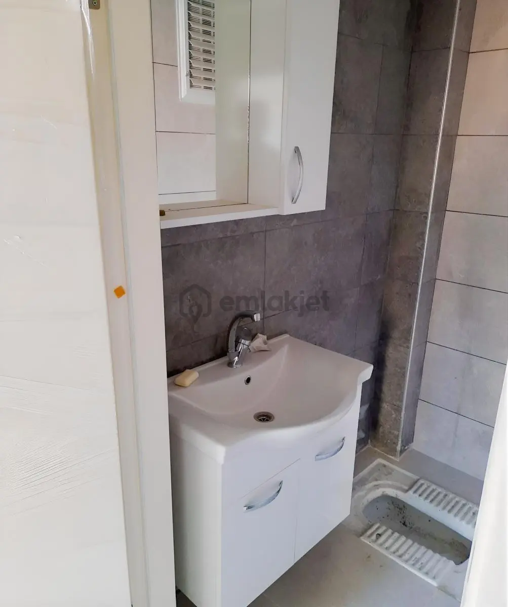 Fırat Büfe Yanında Kiralık 3+1 Daire - 3