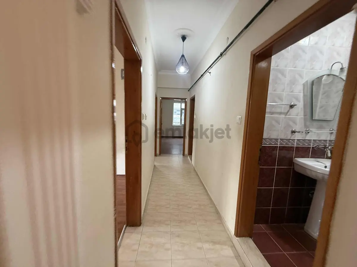 Yağmur Emlak'tan Tekkeköyde Cadde Üstü Kiralık 3+1 Daire - 5