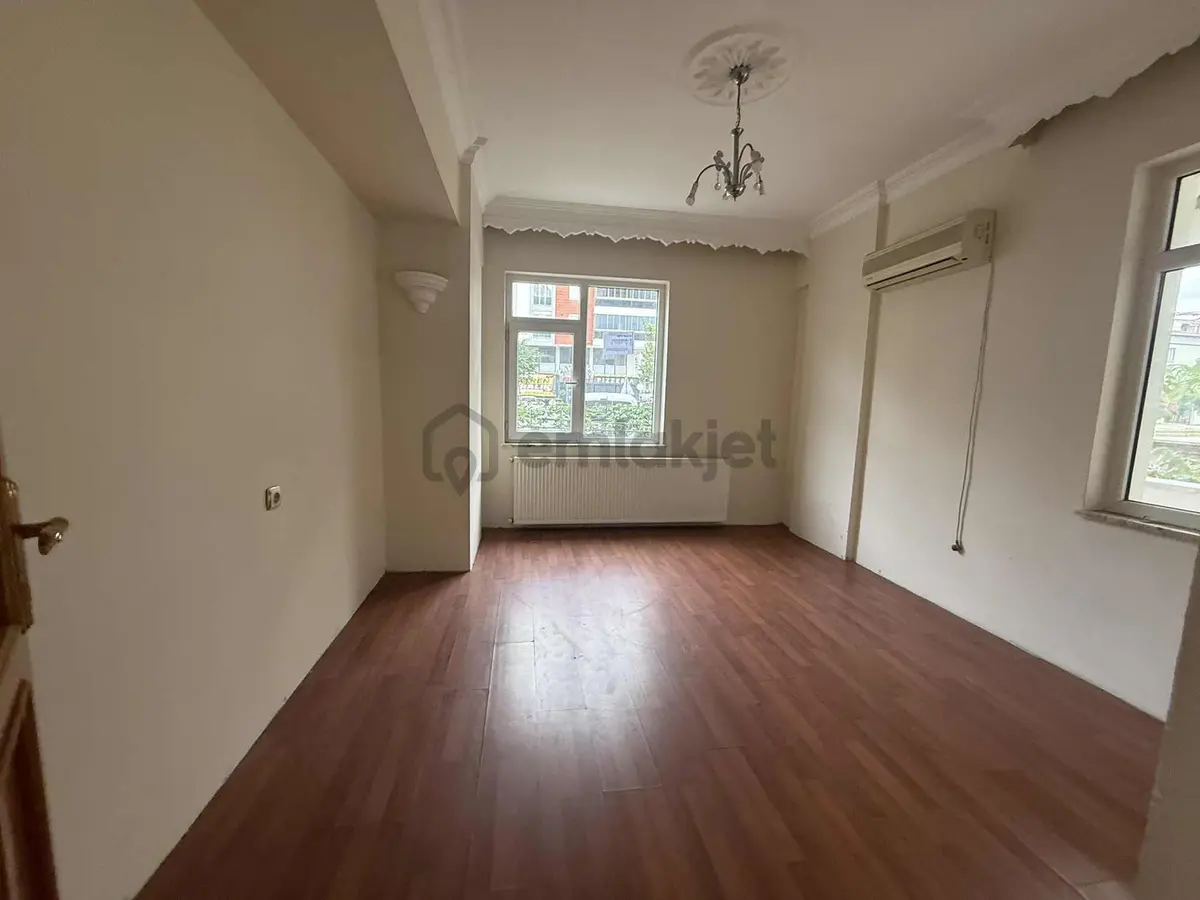 Yağmur Emlak'tan Tekkeköyde Cadde Üstü Kiralık 3+1 Daire - 16