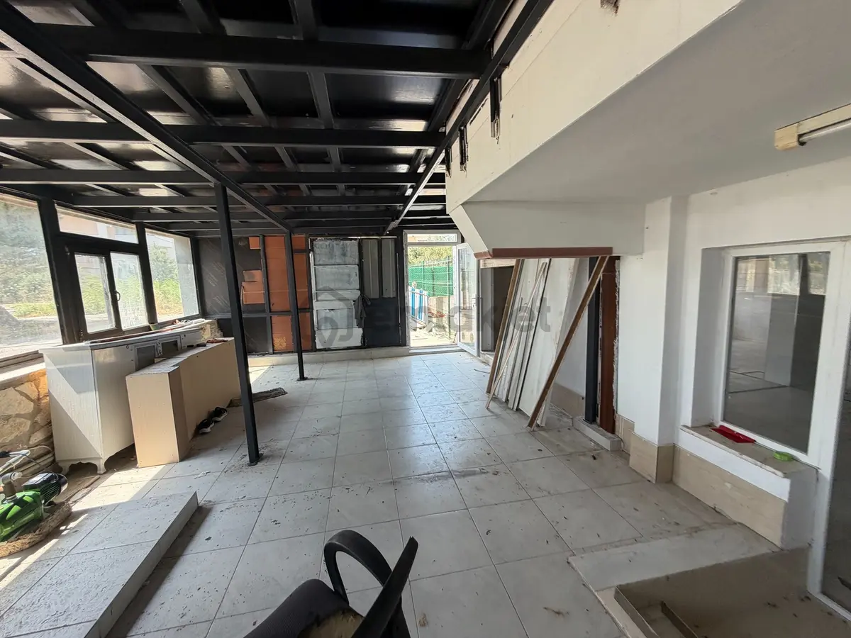 Urla Kalabak'ta Yola Yakın Kiralık Depo - 15