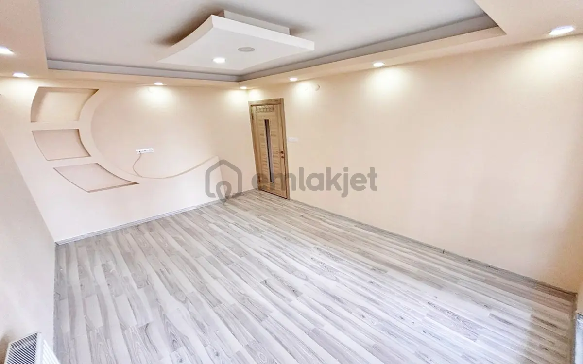 Arden Yapı'dan İskanlı Kombili Ön Cephe Site İçi Kiralık 2+1 !!! - 2