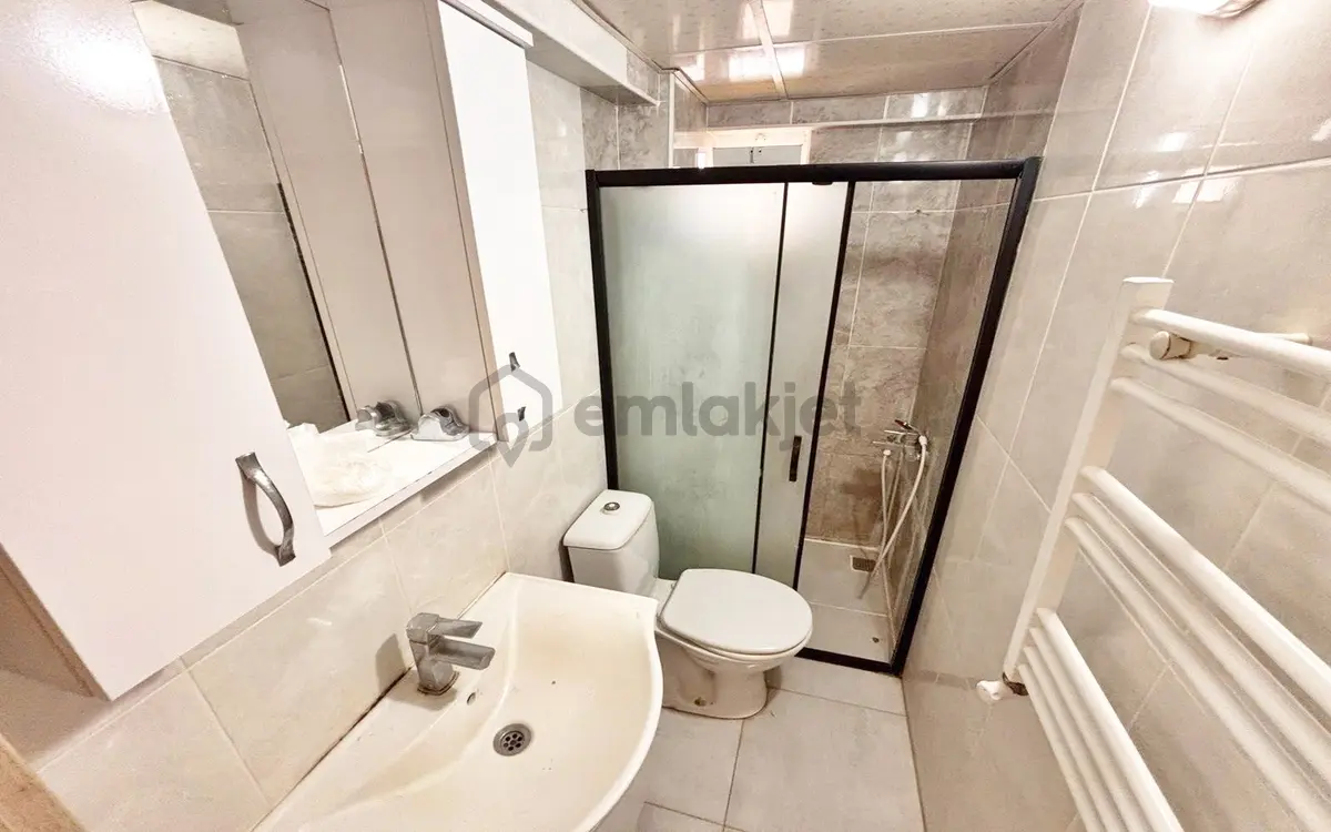 Arden Yapı'dan İskanlı Kombili Ön Cephe Site İçi Kiralık 2+1 !!! - 14