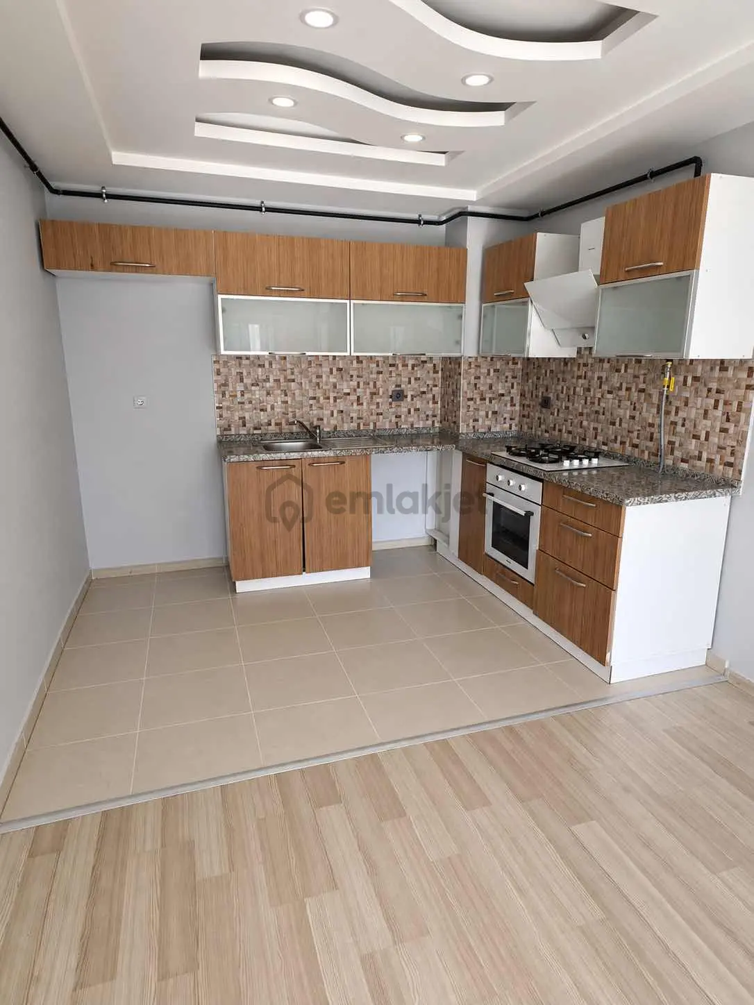 İz'den 2+1 Pınar Mahallesin En Gözde Dairesi - 3