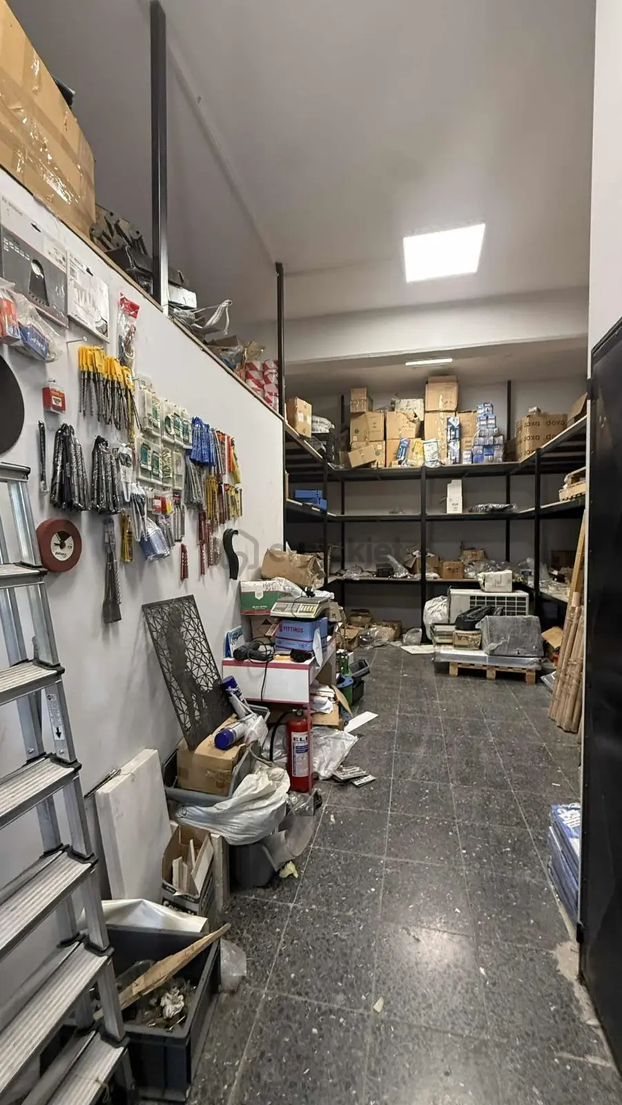 Batı İş Merkezinde Cadde Üzeri 180 M² 3 Katlı İşyeri - 24