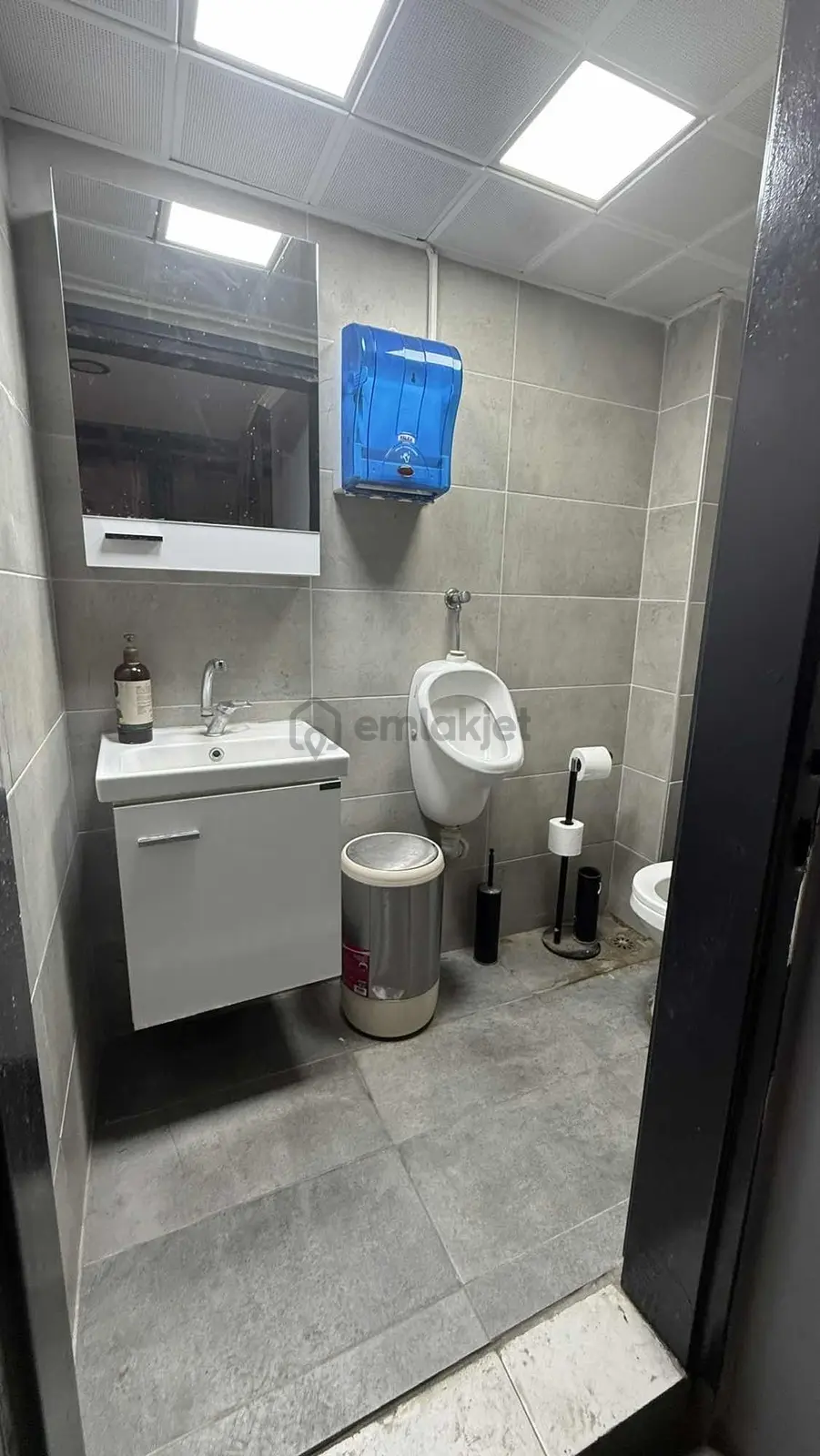 Batı İş Merkezinde Cadde Üzeri 180 M² 3 Katlı İşyeri - 23