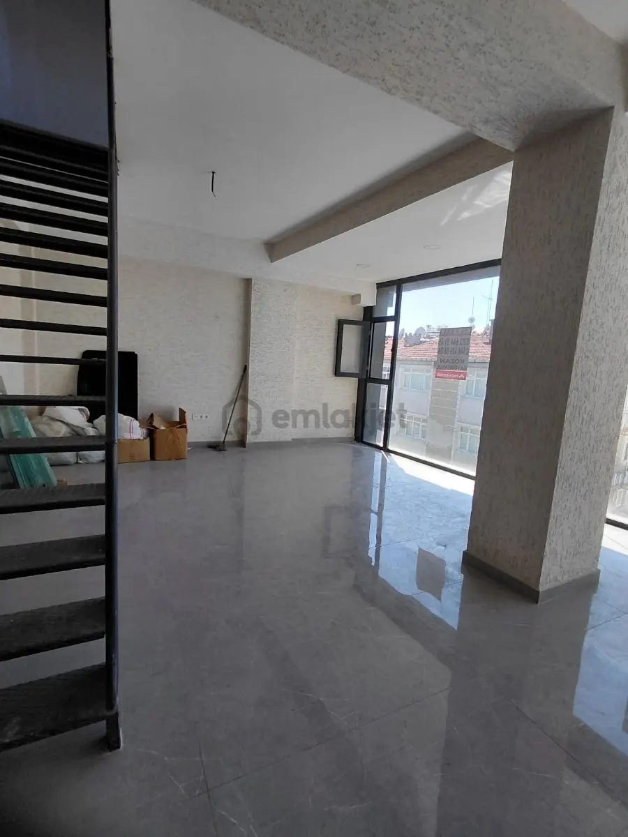Kiralık Dükkan Yeni Bina Da Dubleks 70 M2 - 10