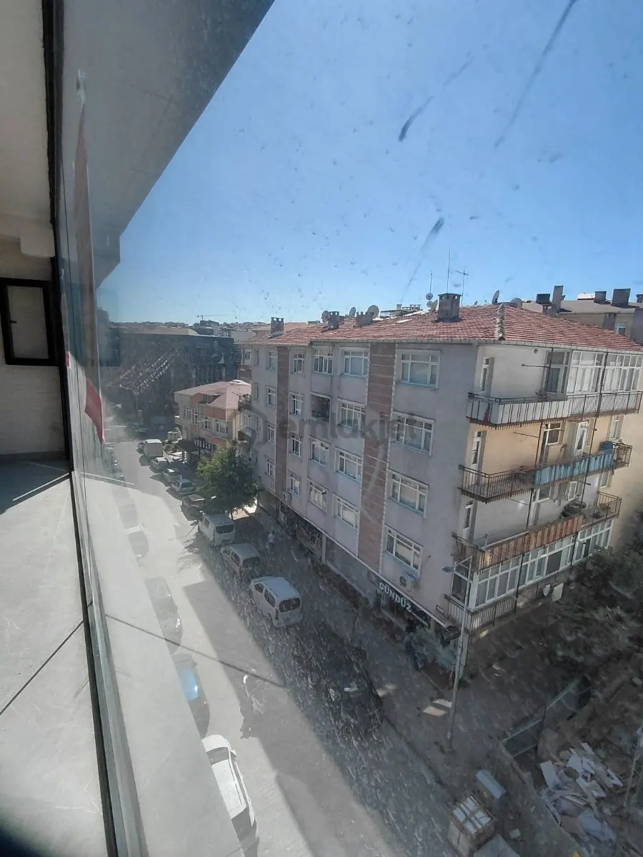 Kiralık Dükkan Yeni Bina Da Dubleks 70 M2 - 9