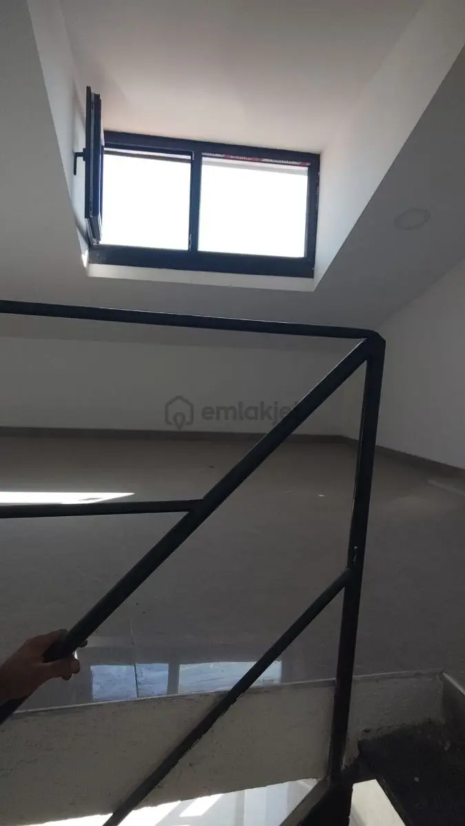 Kiralık Dükkan Yeni Bina Da Dubleks 70 M2 - 5