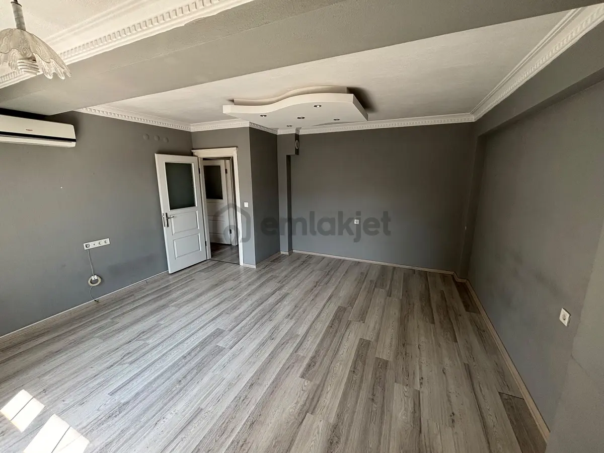 Kampüse 100m Balkonlu,d.gazlı,klimalı, Ayrı Mutfak 75m2 1+1 - 2