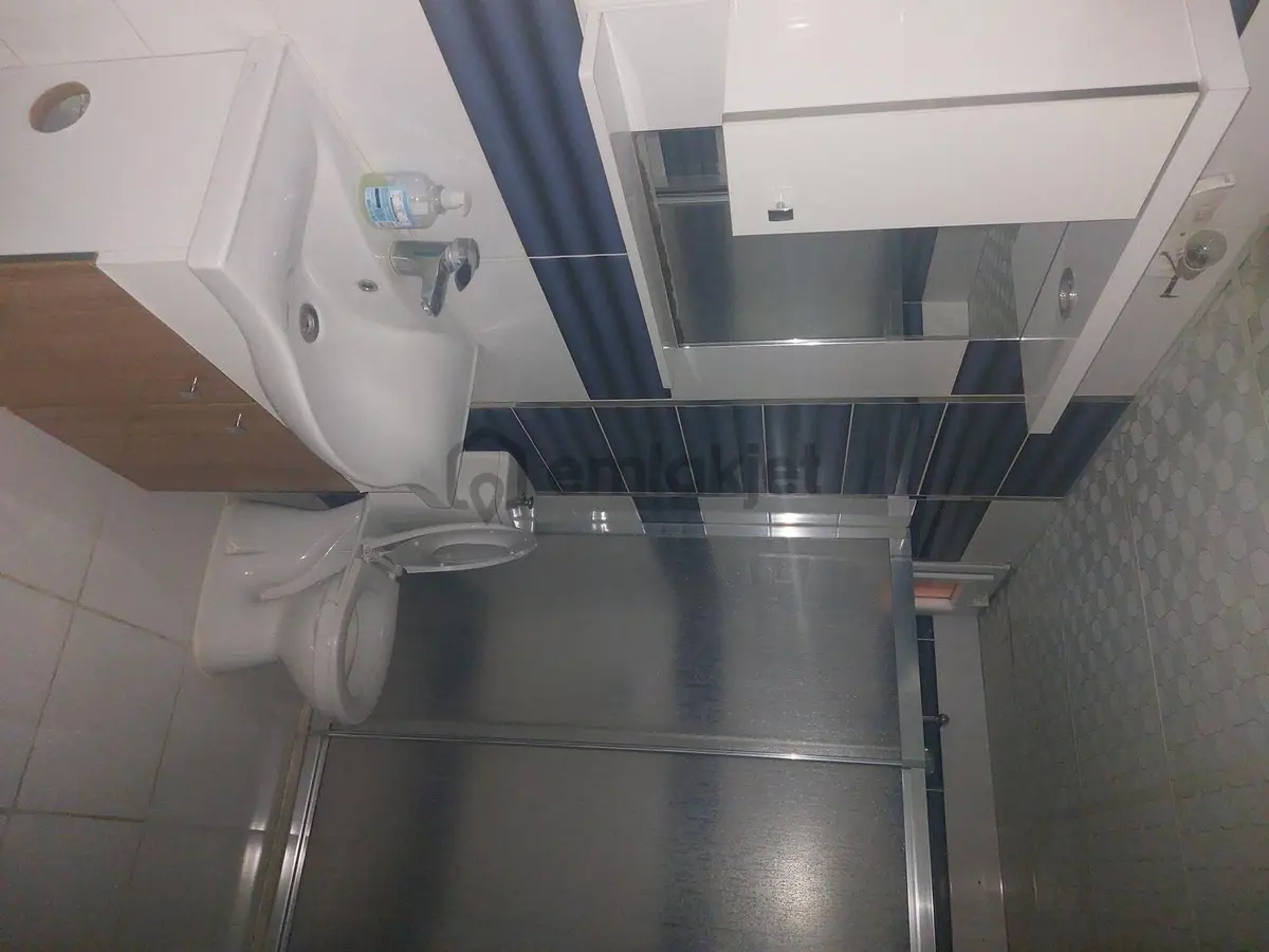Kampüse 100m Balkonlu,d.gazlı,klimalı, Ayrı Mutfak 75m2 1+1 - 22