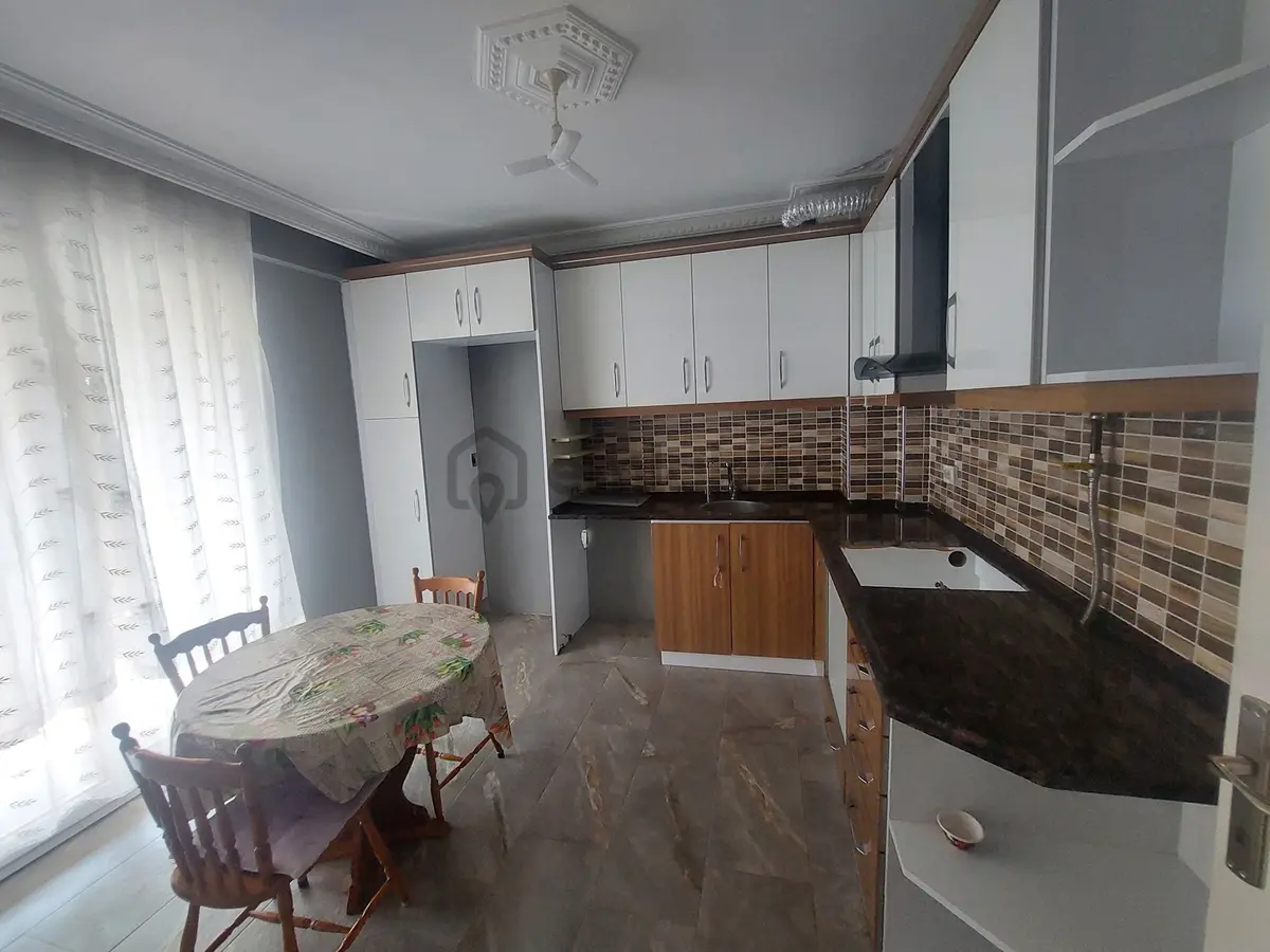 Kampüse 100m Balkonlu,d.gazlı,klimalı, Ayrı Mutfak 75m2 1+1 - 7