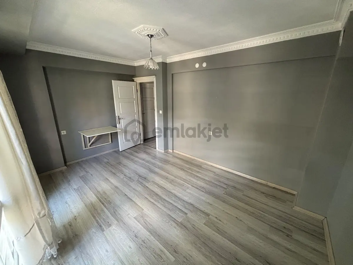 Kampüse 100m Balkonlu,d.gazlı,klimalı, Ayrı Mutfak 75m2 1+1 - 21
