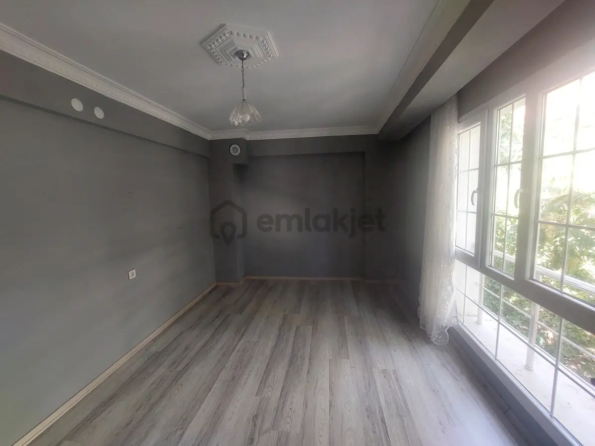 Kampüse 100m Balkonlu,d.gazlı,klimalı, Ayrı Mutfak 75m2 1+1 - 16