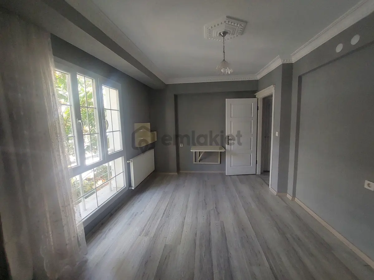 Kampüse 100m Balkonlu,d.gazlı,klimalı, Ayrı Mutfak 75m2 1+1 - 17