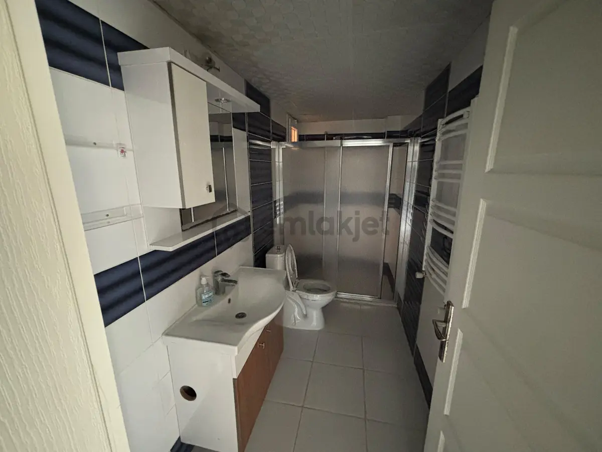 Kampüse 100m Balkonlu,d.gazlı,klimalı, Ayrı Mutfak 75m2 1+1 - 20
