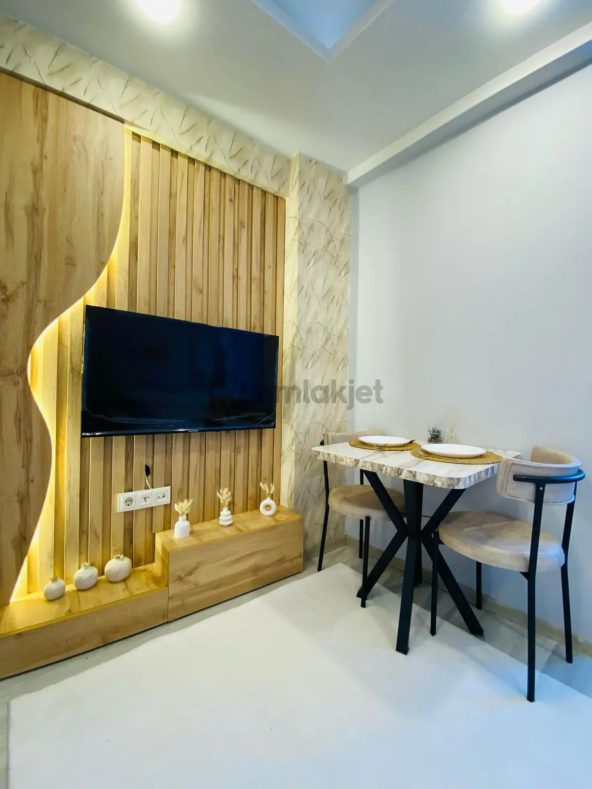 Arakat Çınar Mevki Eşyalı 1+1 Kiralık Apart - 19