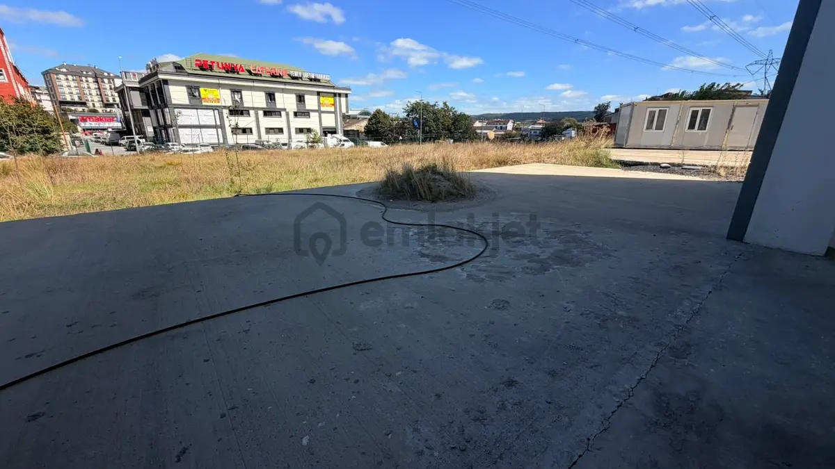 500 M2 Kapalı + 500 M2 Açık Alanlı Zemin Kat Fabrika - 17