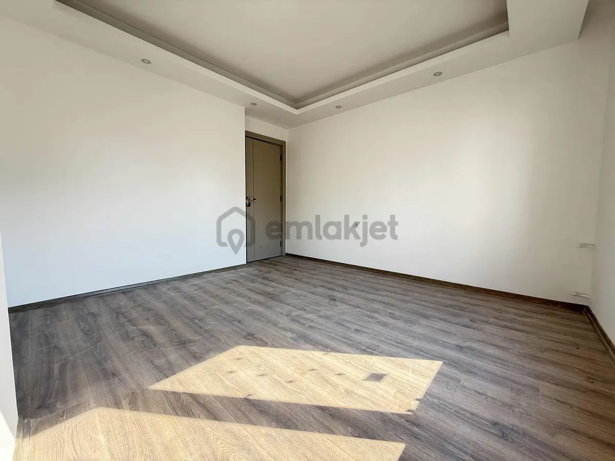 2.5_milyon_kredi_limitli_asansörlü_katta_mükemmel_konumda_sıfır_ - 15