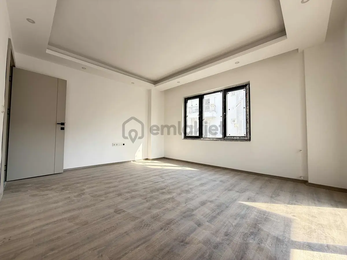 2.5_milyon_kredi_limitli_asansörlü_katta_mükemmel_konumda_sıfır_ - 12