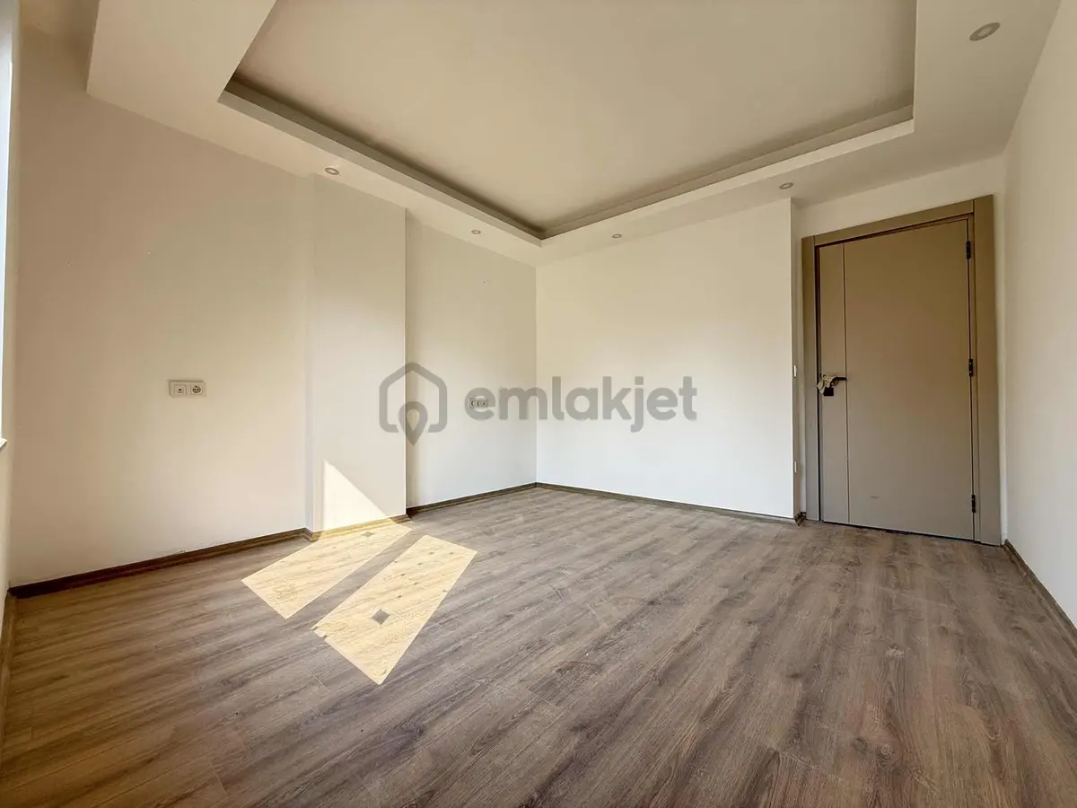 2.5_milyon_kredi_limitli_asansörlü_katta_mükemmel_konumda_sıfır_ - 14