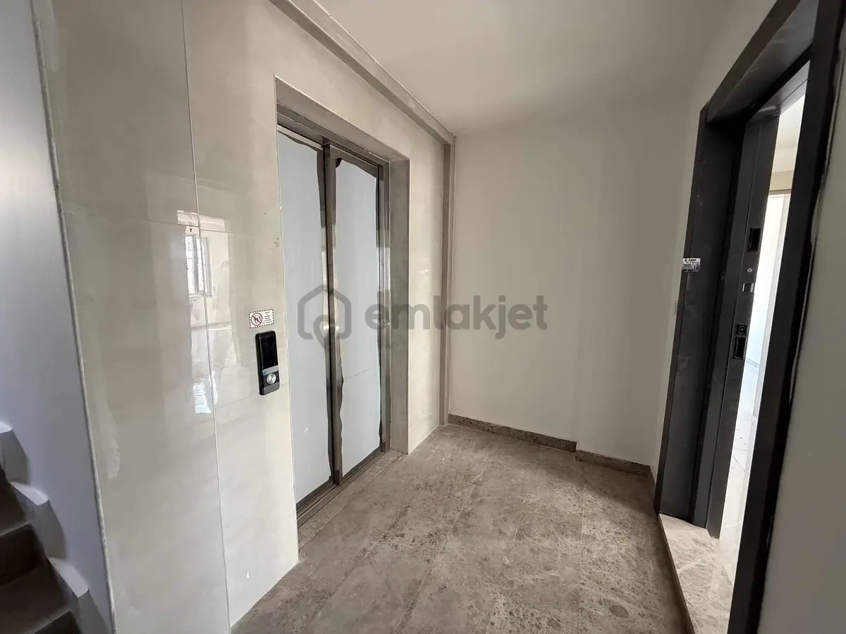 2.5_milyon_kredi_limitli_asansörlü_katta_mükemmel_konumda_sıfır_ - 28
