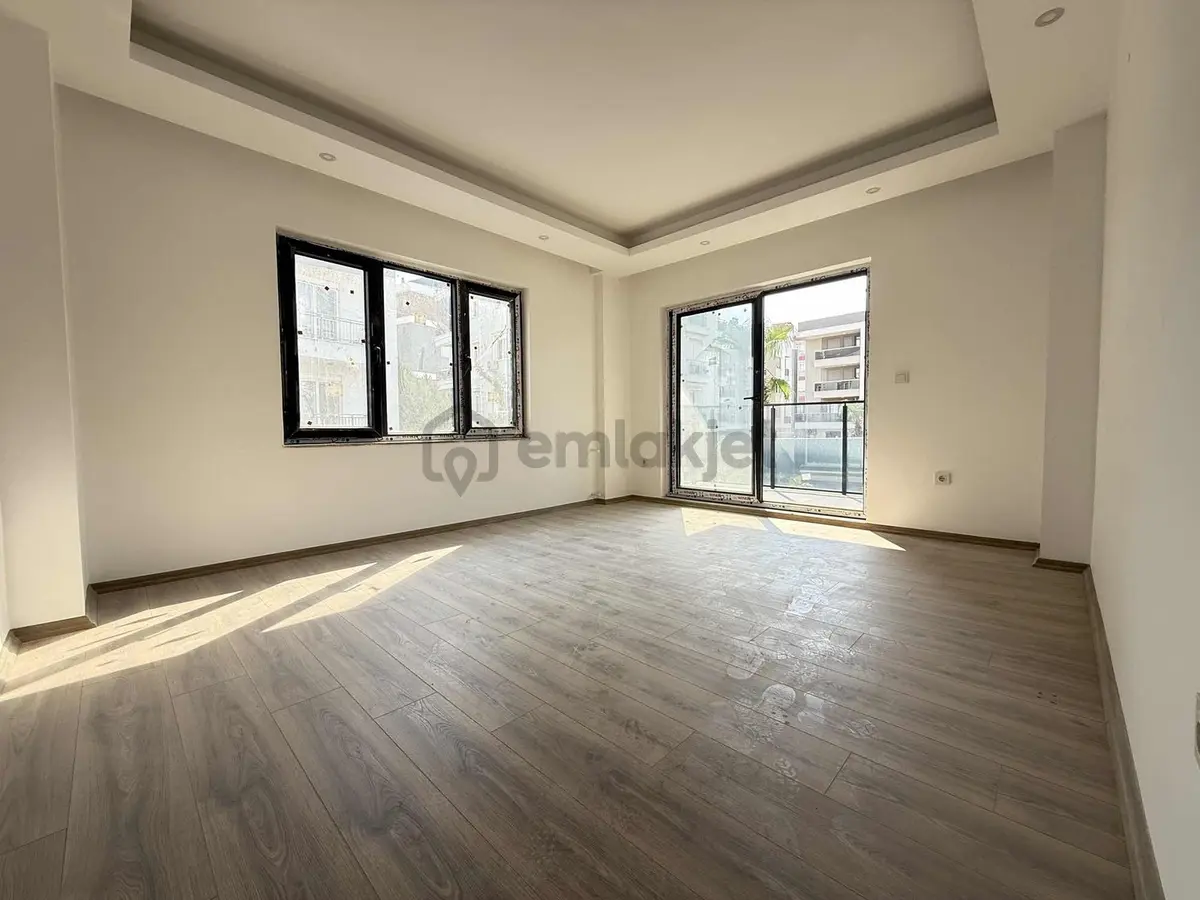 2.5_milyon_kredi_limitli_asansörlü_katta_mükemmel_konumda_sıfır_ - 6