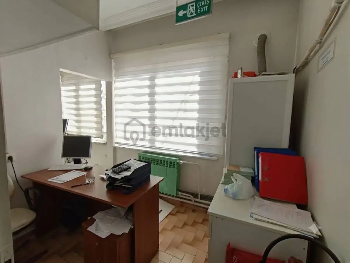 Alemdar Caddesinde Tabela Değeri Yüksek Kaçırılmayacak Ofis - 17