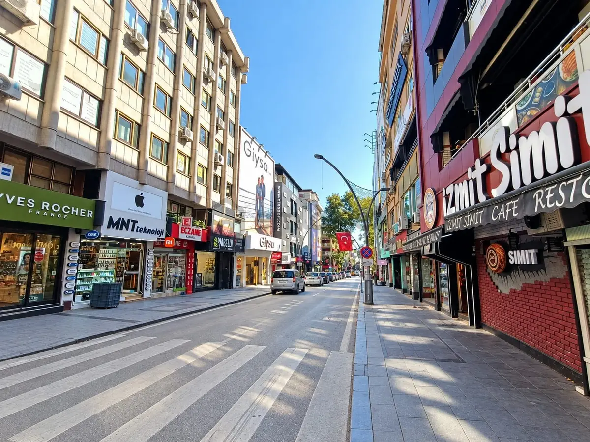 Alemdar Caddesinde Tabela Değeri Yüksek Kaçırılmayacak Ofis - 3