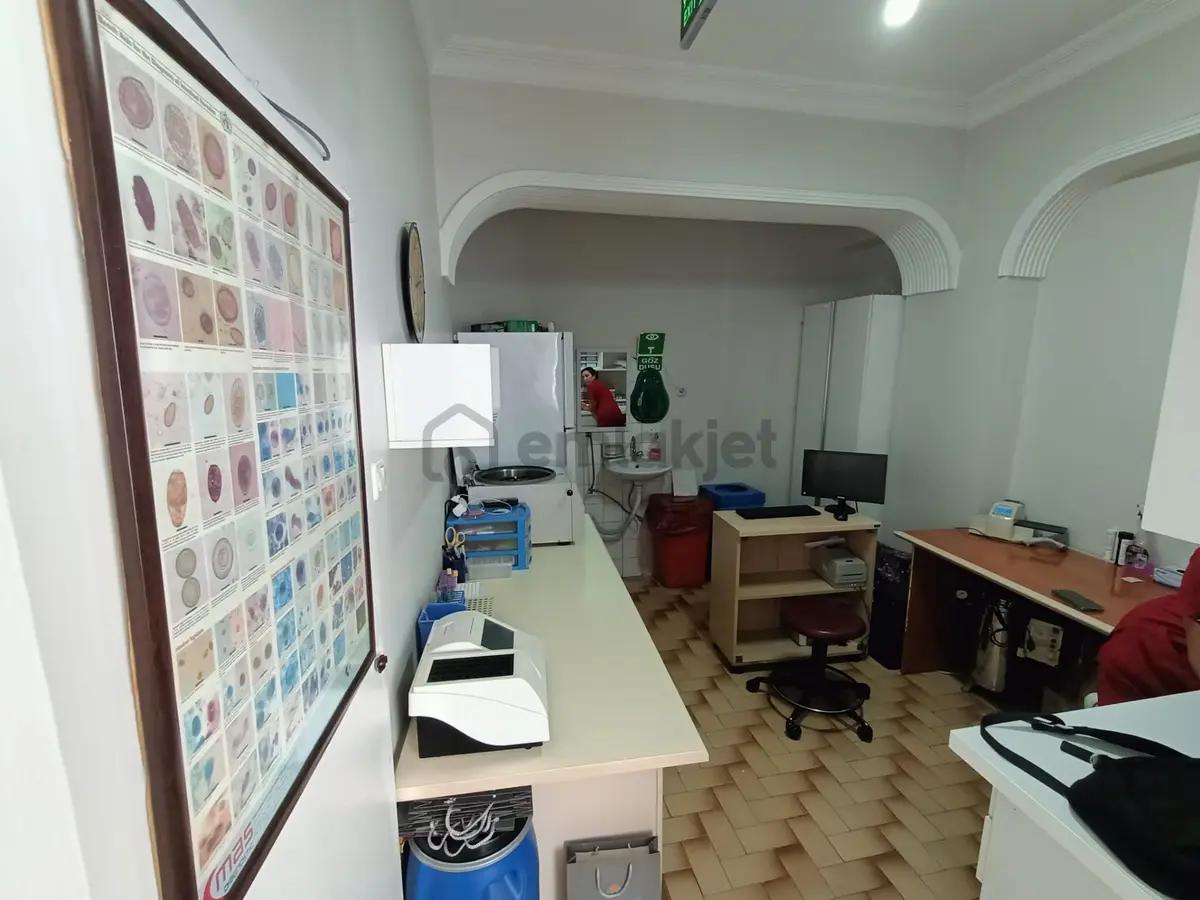 Alemdar Caddesinde Tabela Değeri Yüksek Kaçırılmayacak Ofis - 14