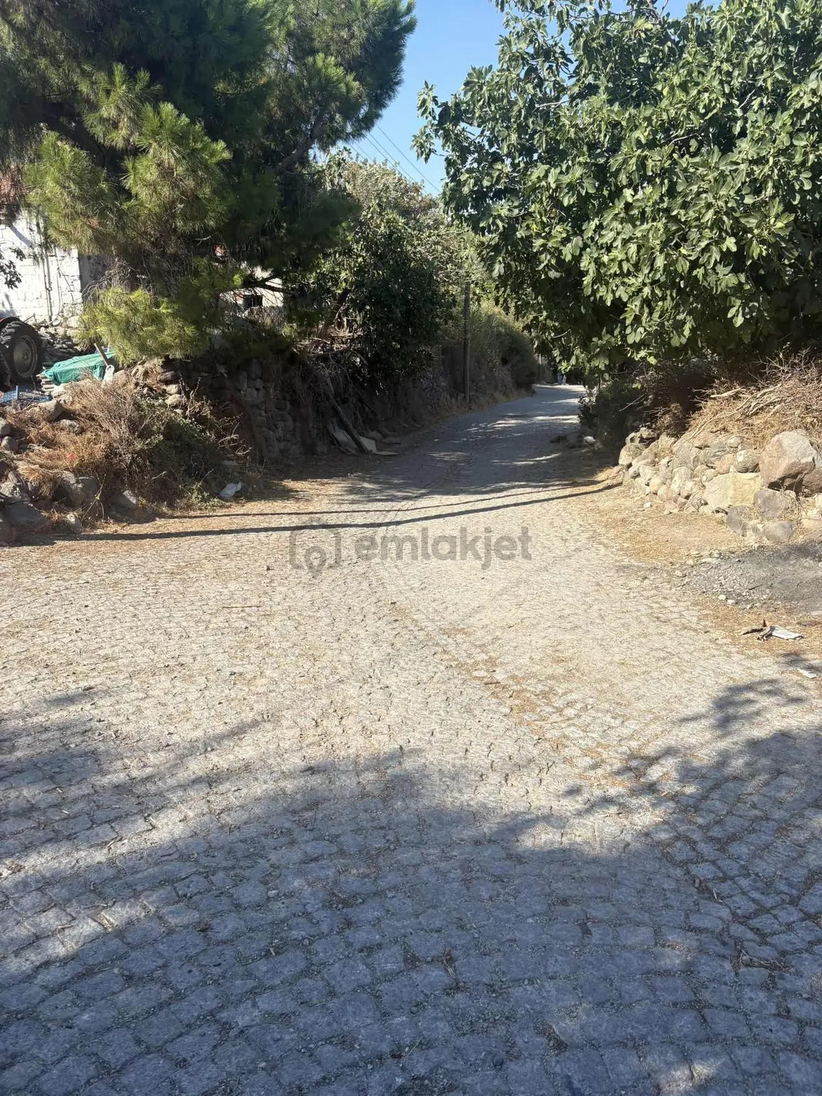Bergama Kaşıkçıda Geniş Arsa - 5