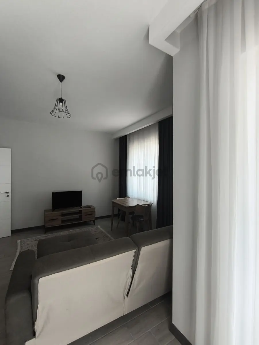 Eşyalı 1+1 Merkezde Sorunsuz Oturuma Hazır - 12
