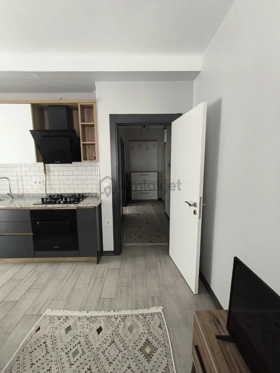 Eşyalı 1+1 Merkezde Sorunsuz Oturuma Hazır - 6