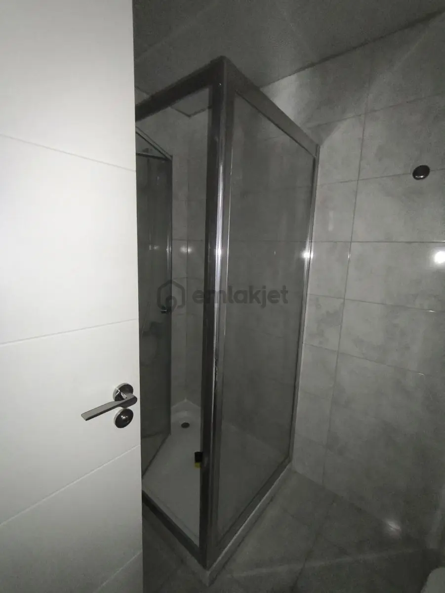 Eşyalı 1+1 Merkezde Sorunsuz Oturuma Hazır - 14