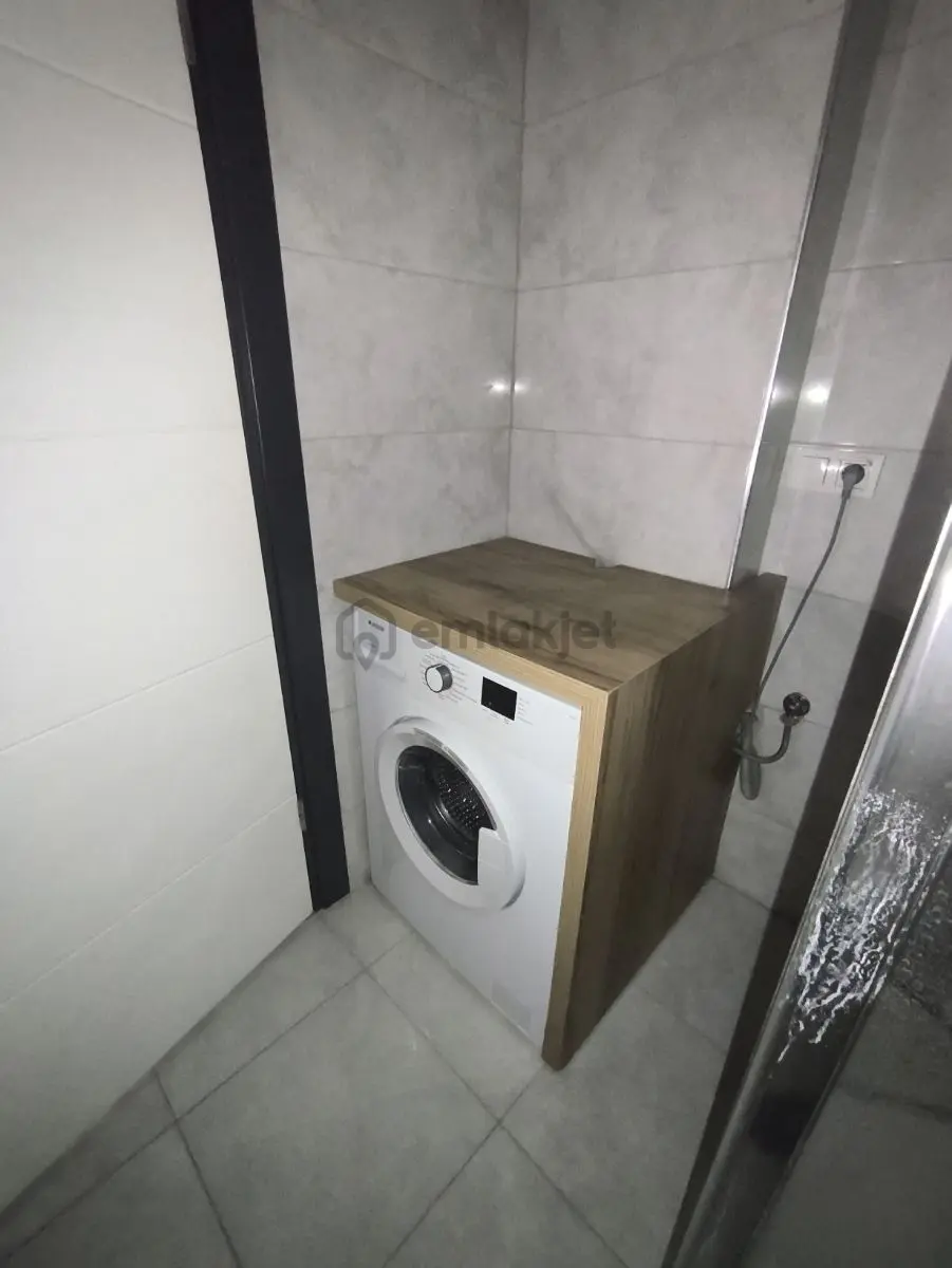 Eşyalı 1+1 Merkezde Sorunsuz Oturuma Hazır - 17