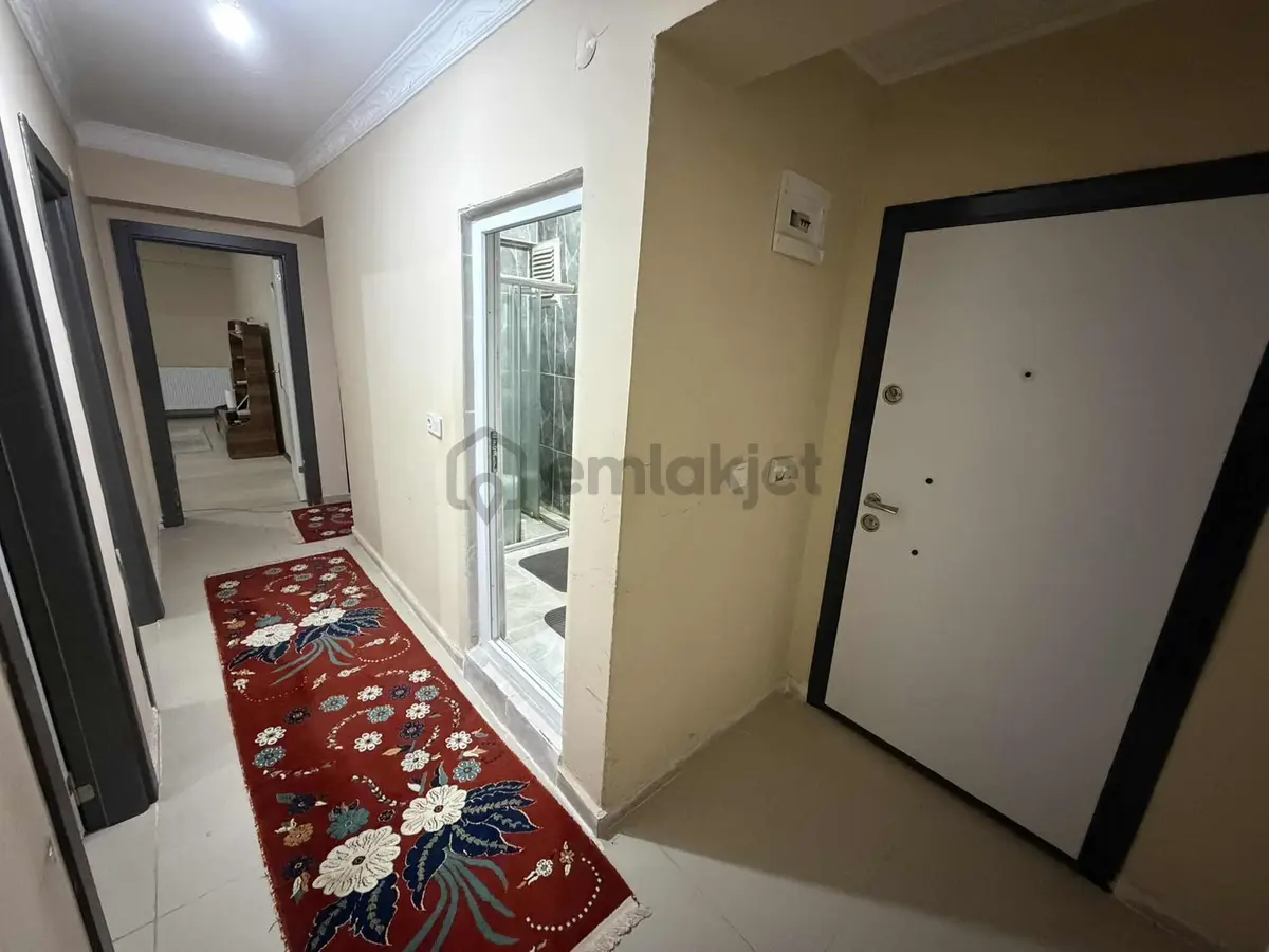 Adnan Menderes Mahallesinde Satılık 2+1 Arakat 100m2 Daire - 3