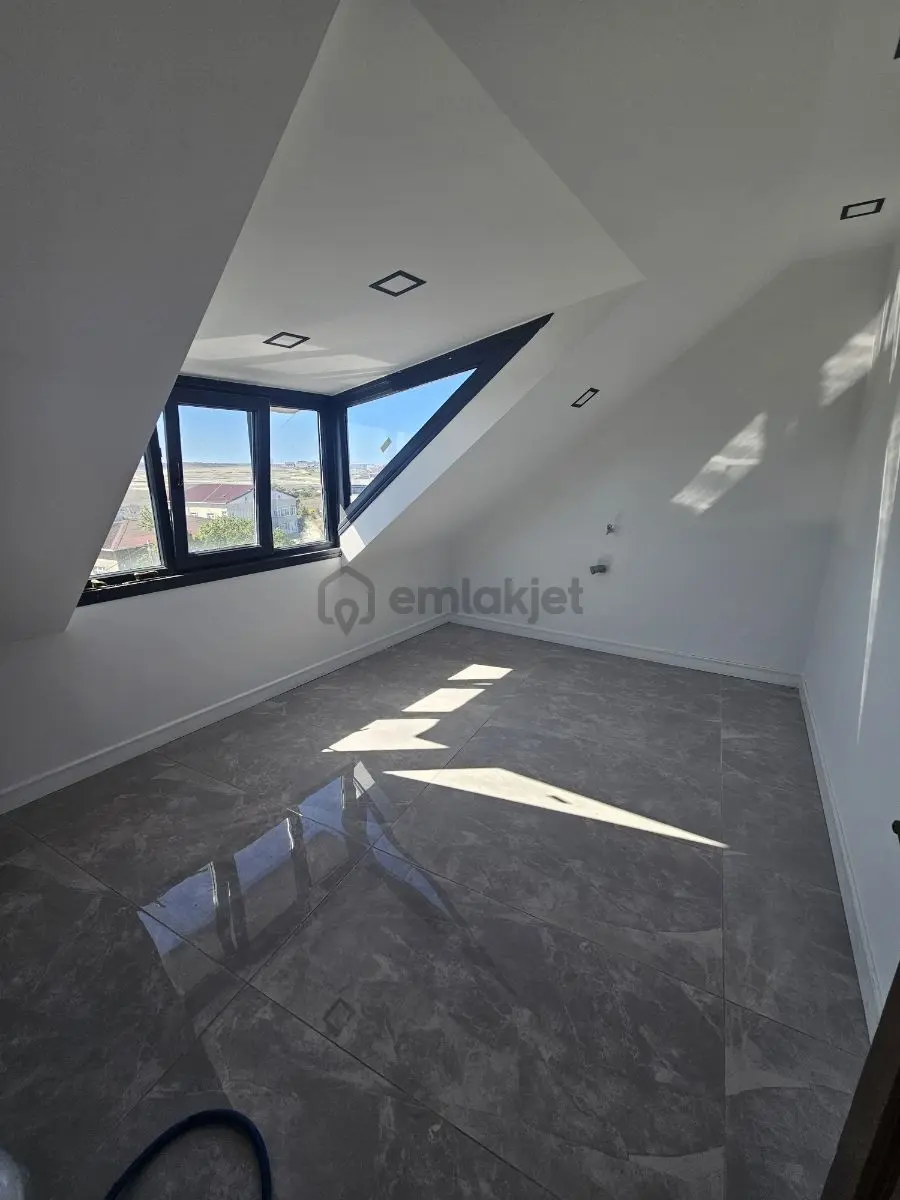 Arnavutköy Hadımköy De Kiralık Üst Dublex - 28