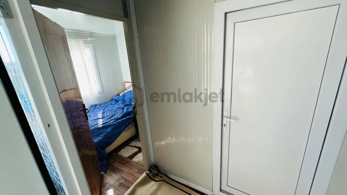 Homeros Hobi Bahçe İçinde 2+1 Verandalı Ev Olan Satılık Tarla - 12