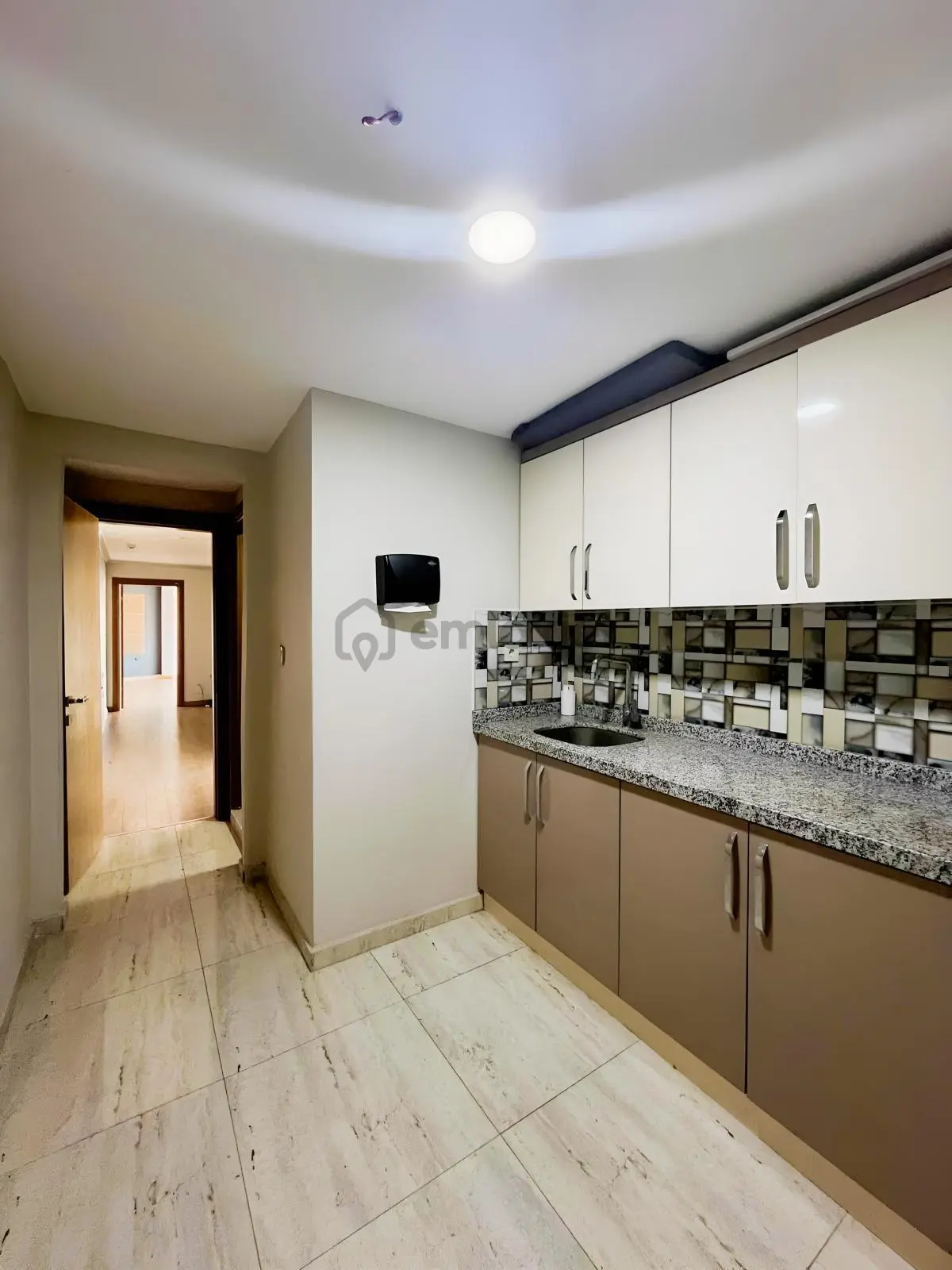 Beşevlerde Panoramik Manzaralı 155 M² Prestijli Ofis - 17