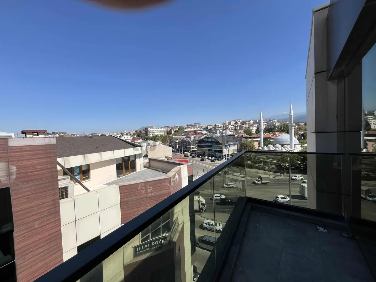 Beşevlerde Panoramik Manzaralı 155 M² Prestijli Ofis - 11